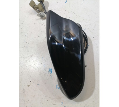 Антенна на крышу, плавник