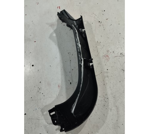 Накладка крышки багажника