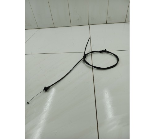 Трос открывания капота