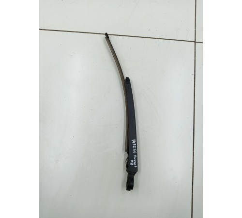 Поводок крышки багажника