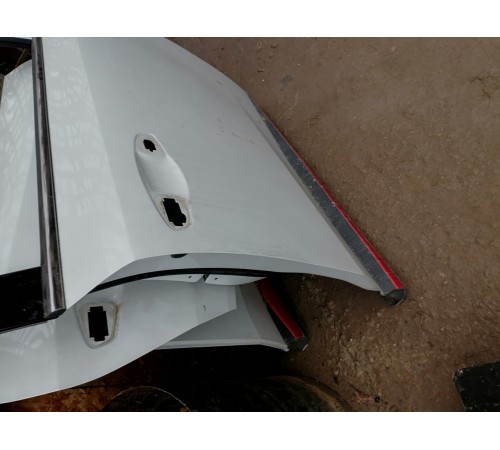 Дверь передняя правая