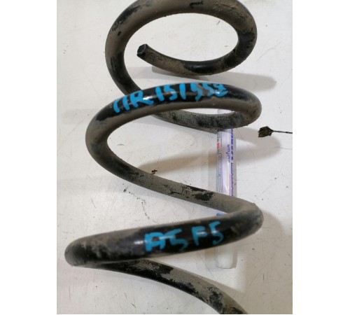 Пружина передняя