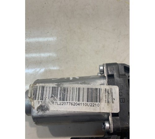 Моторчик стеклоподъемника (задний, левый)