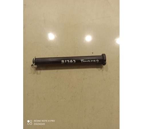 Штифт педали тормоза