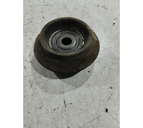 Опора амортизатора(передняя правая)