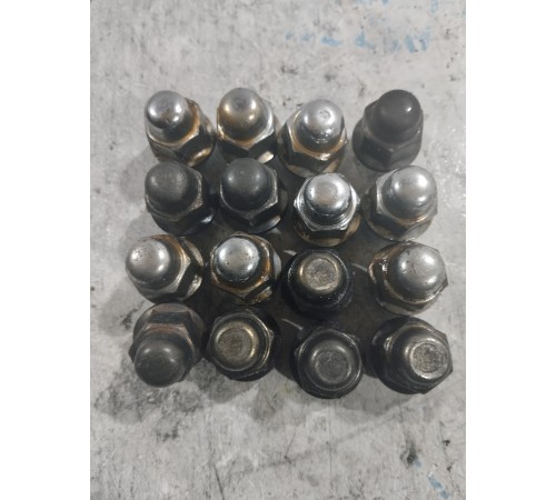 Комплект колёсных гаек (16шт)