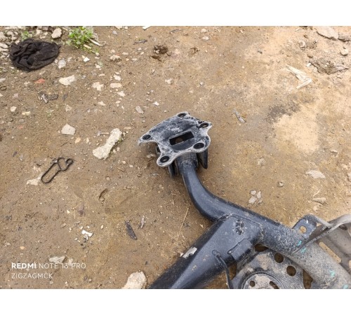 Балка (подрамник) задний