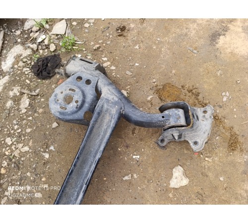 Балка (подрамник) задний