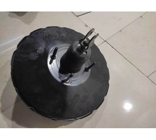 Вакуумный усилитель тормозов