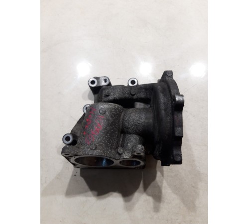 Корпус водяной помпы