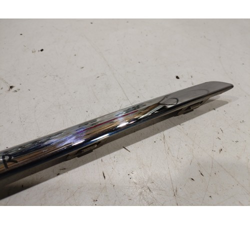 Молдинг заднего бампера правый