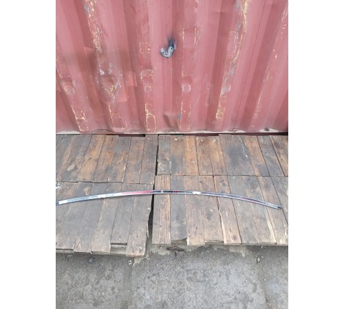 Молдинг крыши правый