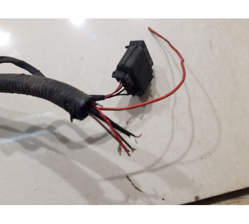 Электропроводка заднего бампера