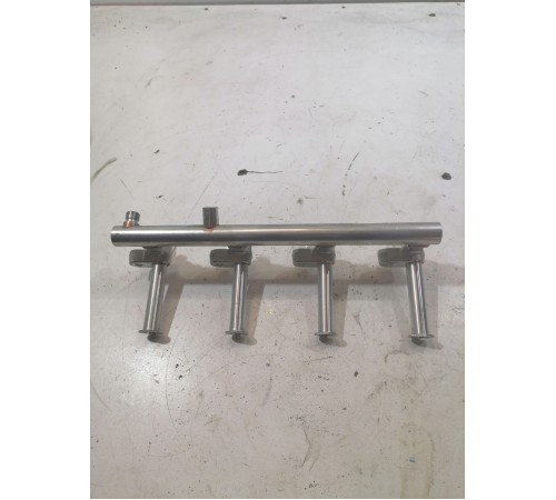 Рампа топливная