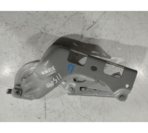 Петля капота левая