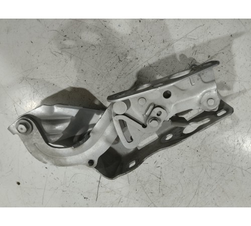 Петля капота левая