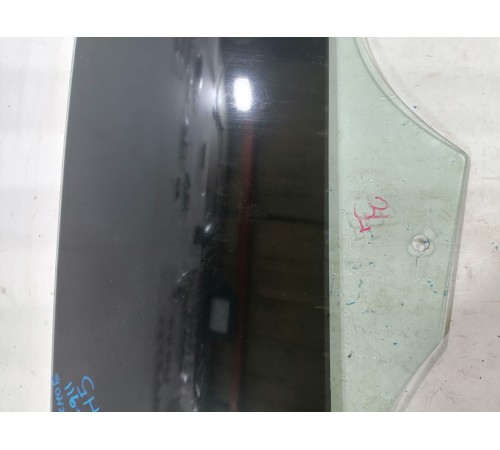 стекло заднее левое
