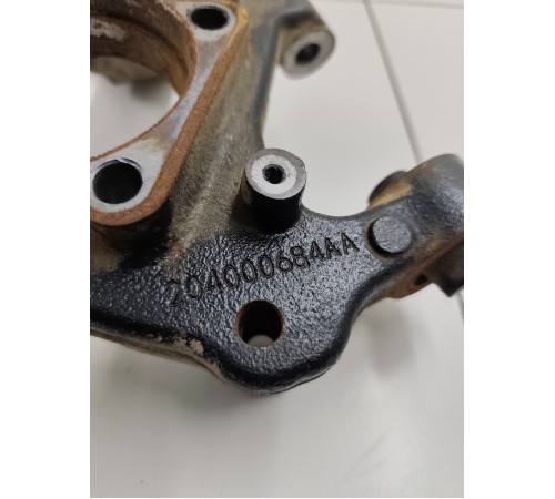 Кулак подвески задний правый, цапфа