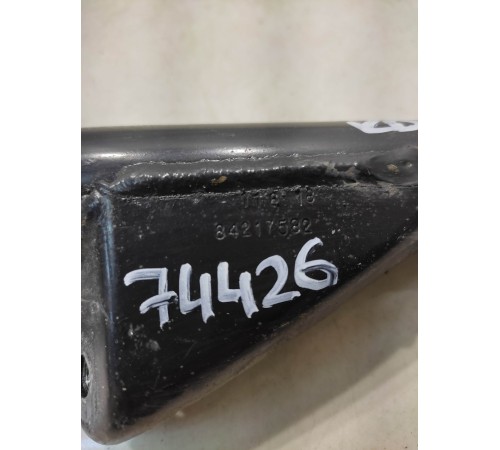 распорка стойки левая