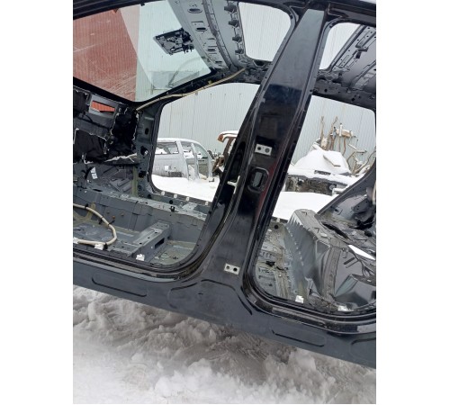 Порог со стойкой левый