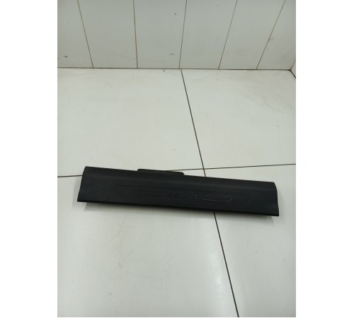 Накладка порога передняя правая