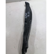 Уплотнитель крыла передний левый