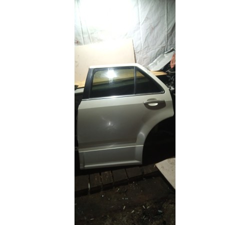 Дверь задняя левая