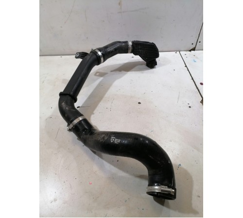 Патрубок интеркулера