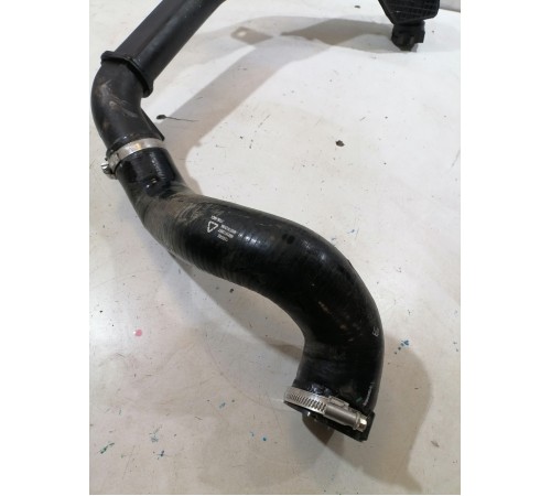 Патрубок интеркулера