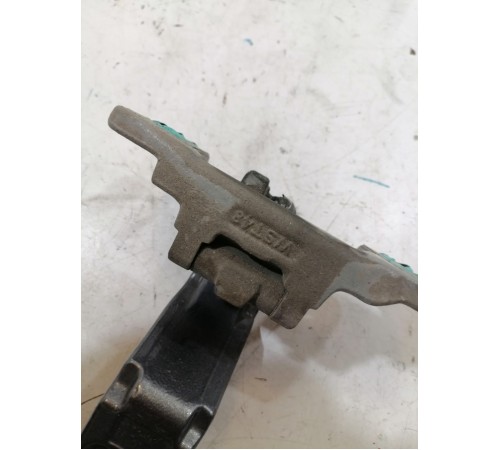 Петля багажника левая