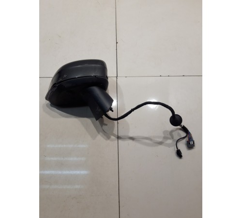 Боковое зеркало заднего вида (правое)