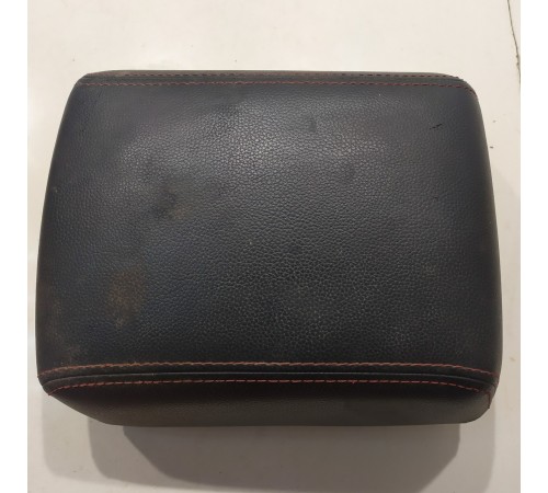 Крышка подлокотника