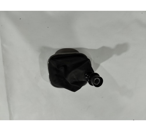 Кожух ручки переключения передач