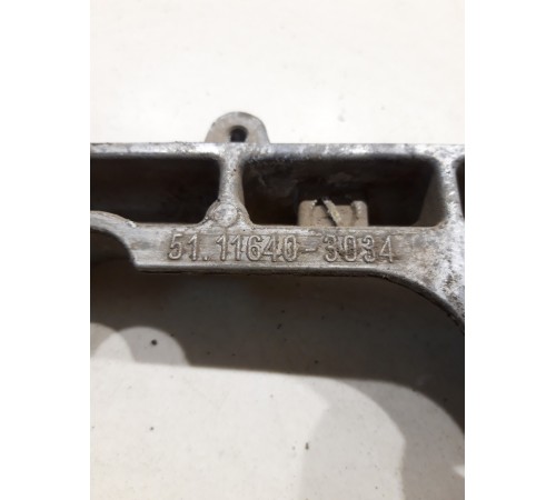 Кронштейн(крепление) блока управления двигателем