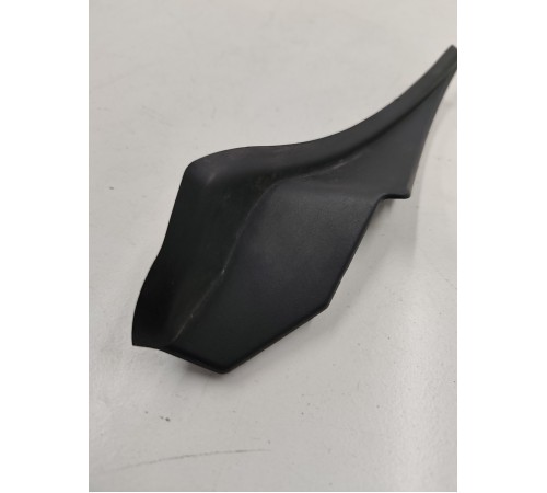 Уголок жабо левый