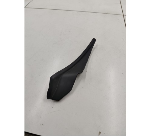 Уголок жабо левый