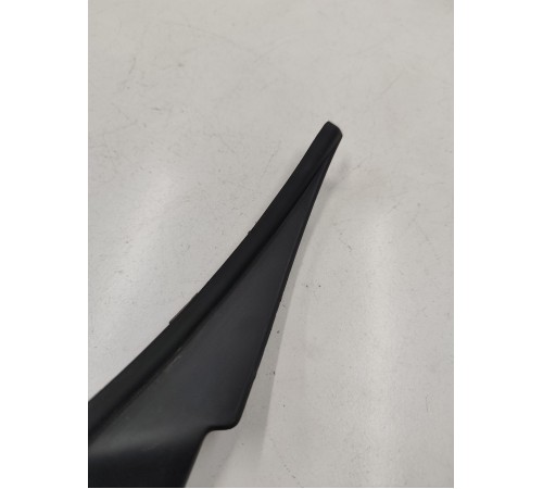 Уголок жабо левый