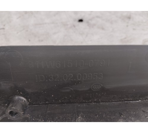 Накладка порога левая