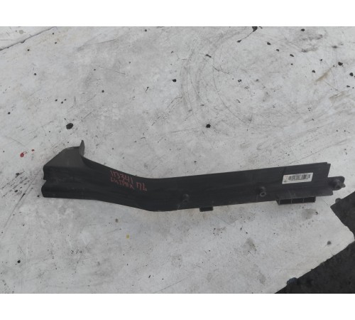 Накладка порога левая