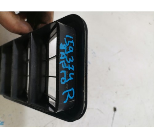 Решетка вентиляционная правая