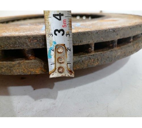 Тормозной диск передний