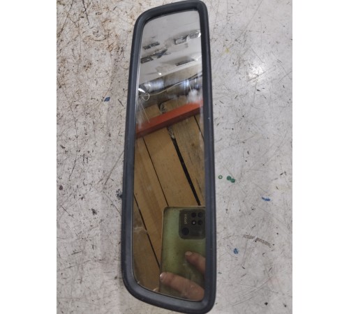 Зеркало заднего вида салонное