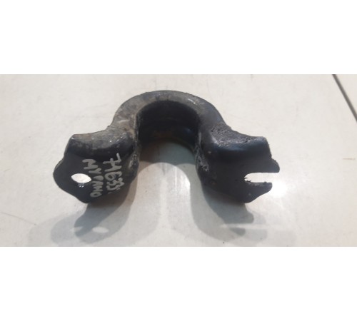 крепеж стойки стабилизатора (переднего)