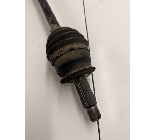 Привод (полуось) задний правый