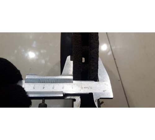 Диск тормозной (передний правый)