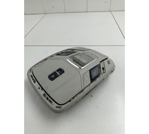 Плафон освещения салона