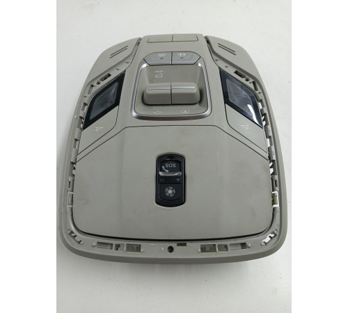 Плафон освещения салона