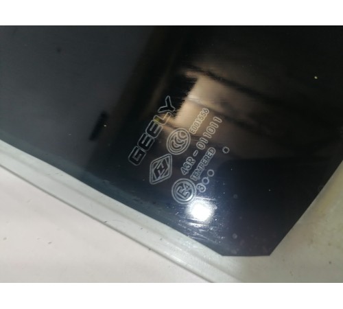  Стекло двери заднее правое