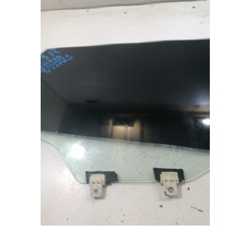  Стекло двери заднее правое