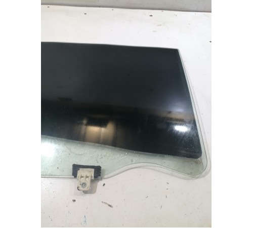  Стекло двери заднее правое